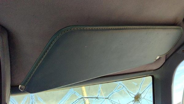 83-88 Ford Ranger Passenger Right Sun Visor Oem Blue — photo 1