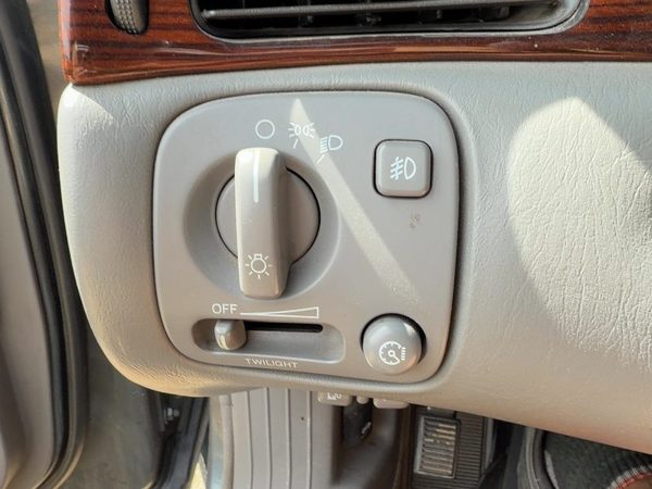 2001-2004 Cadillac Seville Headlight Switch Control Knob Buttons Dash Oem — photo 1