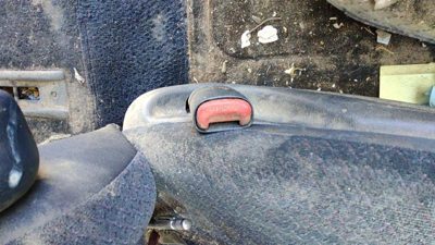 2001-2004 Dodge Caravan Passenger Right Front Seat Belt Buckle Receiver Oem Blue
