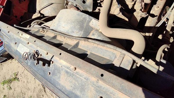 73-80 Silverado K10 Top Plastic Cover Above Radiator Support Sight Shield Oem — photo 3