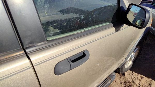 2003 Ford Explorer Front Door RH B2 Harvest Gold — photo 2