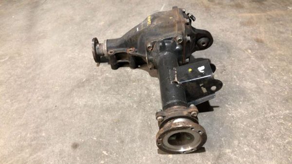 1996-1997 Nissan Hardbody Front Carrier Differential Third Member 4X4 Oem 2.4L — photo 3