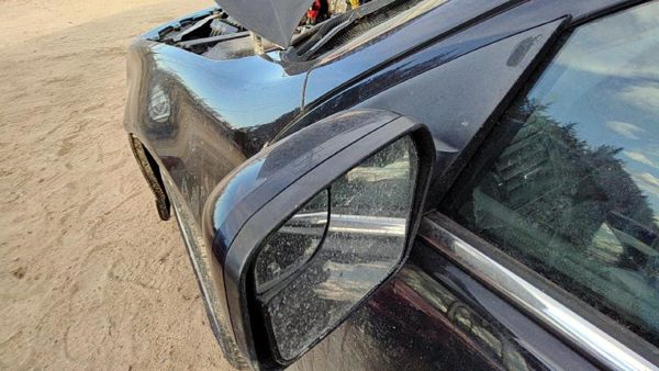 2011-2012 Ford Fusion Driver Left Side Mirror Door Mounted Oem Black Uh — photo 6