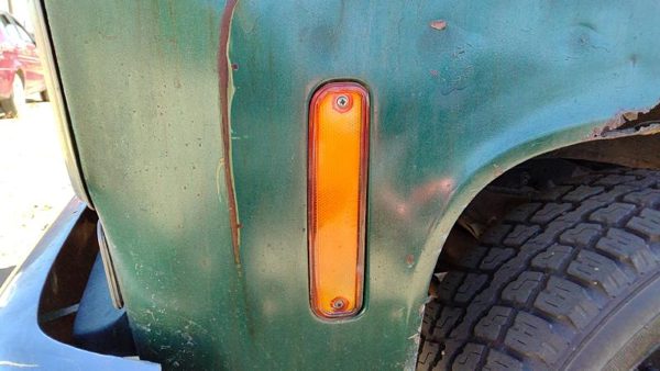 1973-1980 Silverado C10 Driver Left Front Side Marker Oem Fender Mounted — photo 1