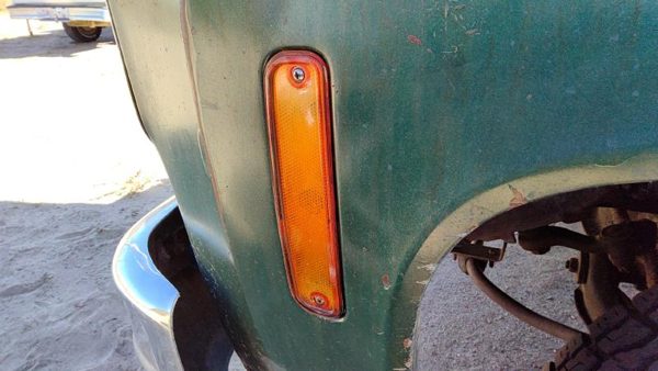 1973-1980 Silverado C10 Driver Left Front Side Marker Oem Fender Mounted — photo 2