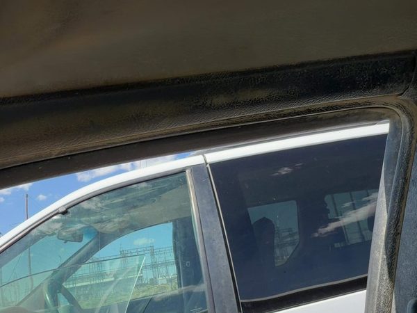 94 Legacy Rhd Passenger Right A Pillar Trim Windshield Post Panel Oem Gray — photo 6
