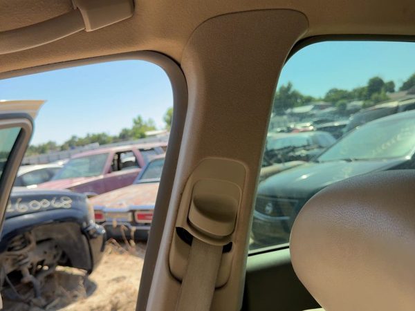 2000-2006 Lincoln LS Passenger Right Upper B Pillar Trim Panel Tan 4H — photo 4