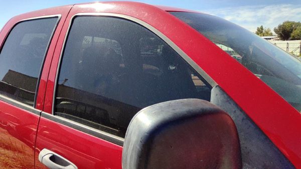 02-08 Dodge Ram 1500 Passenger Right Front Side Window Door Glass Oem 55372812aa — photo 2