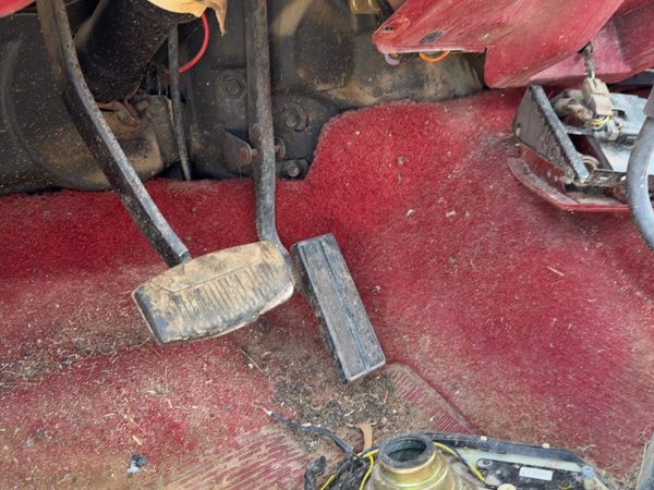 1987-1991 Ford F150 Gas Pedal Assembly Oem Accelerator — photo 1