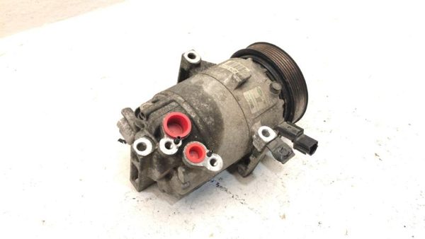 2012-2013 Kia Soul Ac Compressor Air Conditioner Pump Assembly Oem 2.0L — photo 1