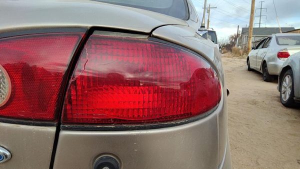1995-1997 Ford Contour Passenger Right Outer Tail Light Brake Lamp Rear Crack — photo 2