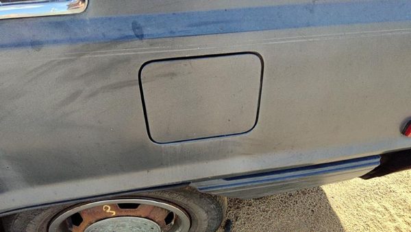 1984-1986 Toyota Camry Fuel Tank Door With Hinge Gas Lid Oem Filler Gray — photo 4