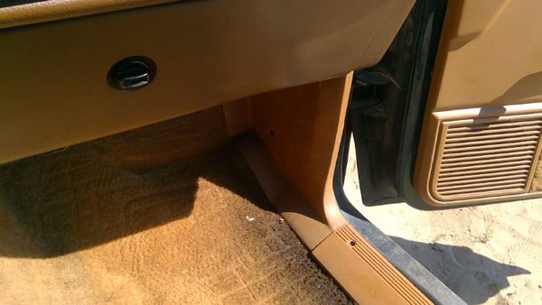 90-94 Dodge Dakota Passenger Right Lower Kick Trim Panel Oem Tan — photo 4