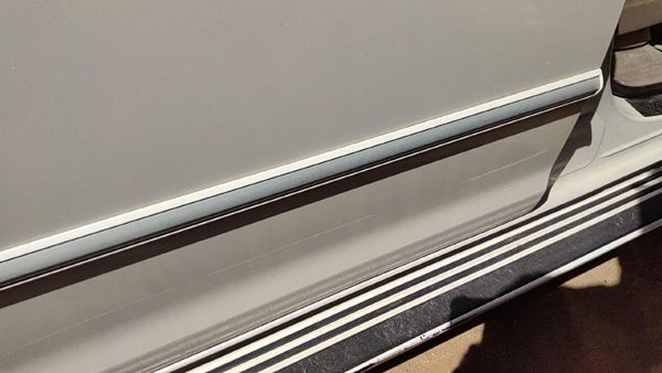 04 Sienna Passenger Right Rear Moulding From Door Oem Back Trim Strip White 071 — photo 5