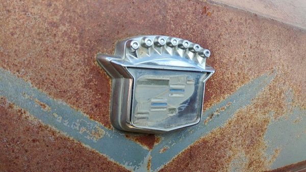 1980-1984 Deville Sedan Trunk Emblem Key Cover Rear Back Deck Lid — photo 3