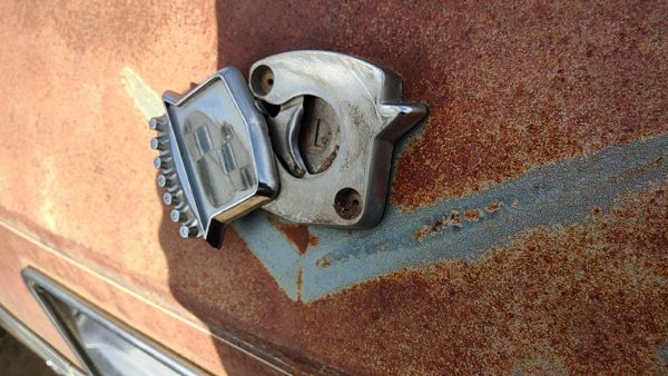1980-1984 Deville Sedan Trunk Emblem Key Cover Rear Back Deck Lid — photo 6