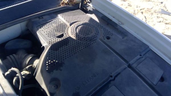 2005 Kia Amanti Driver Left Engine Cover Top Plastic Above Air Cleaner Battery — photo 4