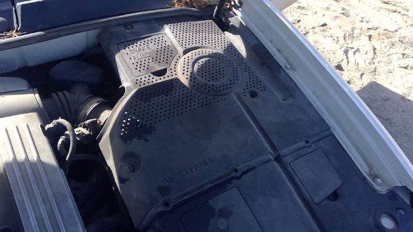 2005 Kia Amanti Driver Left Engine Cover Top Plastic Above Air Cleaner Battery — photo 2