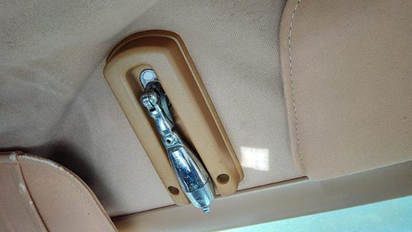 1984-1987 Ford Tempo Center Overhead Console Oem Dome Light Map Lamp Tan — photo 3