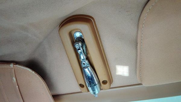 1984-1987 Ford Tempo Center Overhead Console Oem Dome Light Map Lamp Tan — photo 2