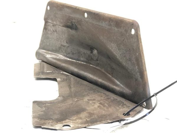 1981 Dodge Pickup 150 Flywheel Bell Housing Ram 1500 3.7L Belhousing Bottom — photo 3