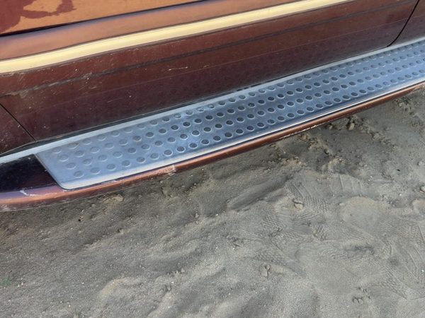 04-06 Dodge Durango Driver Left Running Board Side Step Oem 4X4 Molten Red Pr8 — photo 2