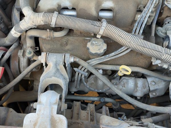 1997-2003 Chevy Venture Driver Left Valve Cover Oem 3.4L 24504669 — photo 2