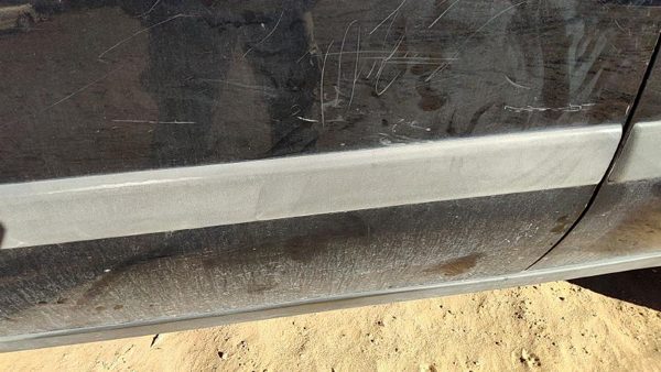 03-04 Chevy Trail Blazer Driver Left Front Moulding From Door Trim Strip Black — photo 6
