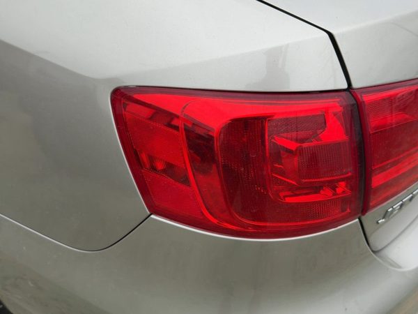 2011-2014 Vw Jetta Driver Left Outer Tail Light Brake Lamp Oem Rear 5C6945095D — photo 2