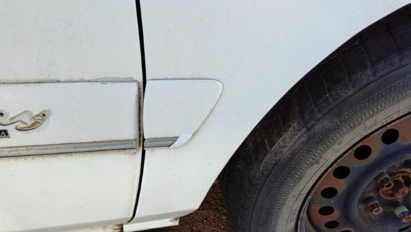 97-00 Buick Century Passenger Right Moulding From Fender Oem Trim Strip White — photo 2