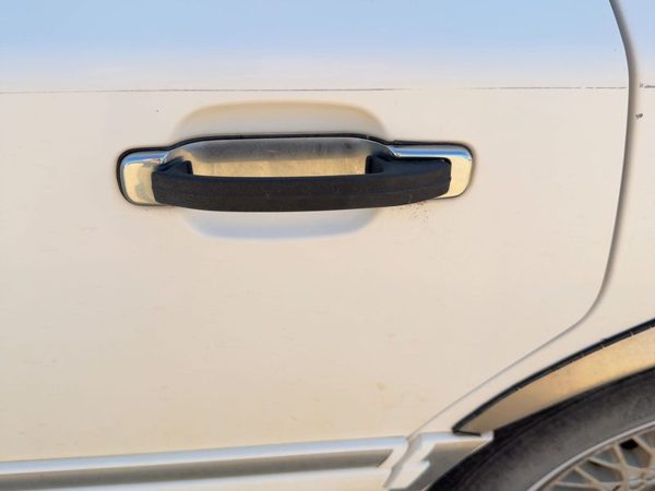 1990-1997 Lincoln Town Car Driver Left Rear Outside Door Handle Oem Back — photo 2