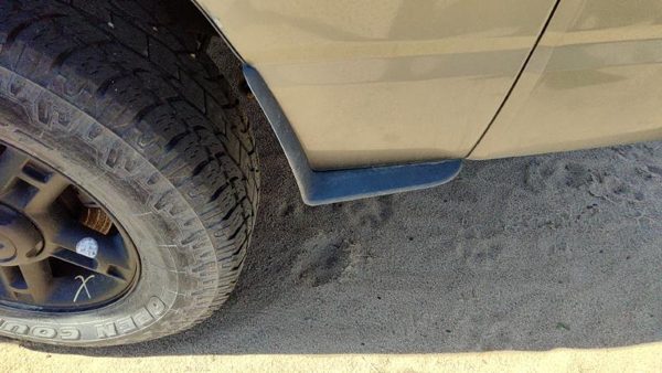 2005 Ford Explorer Driver Left Rear Moulding On Quarter Panel Oem — photo 3