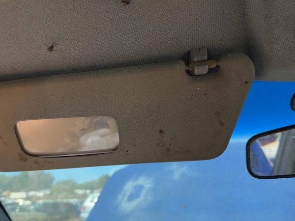 2004-2011 Chevy Aveo Driver Left Sun Visor Oem Gray 82C 96448400 — photo 4