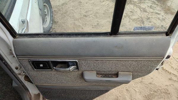 1992 Jeep Cherokee Passenger Right Rear Door Trim Panel With Switches Back Gray — photo 2