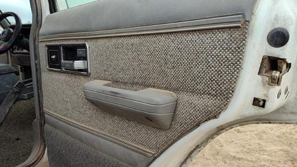 1992 Jeep Cherokee Passenger Right Rear Door Trim Panel With Switches Back Gray — photo 4
