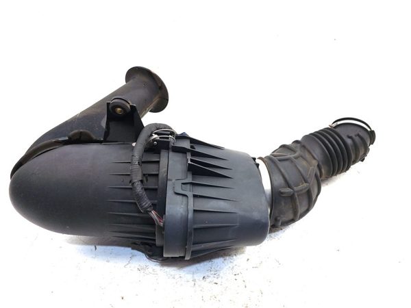 02-04 Mustang Complete Air Intake Cleaner Filter Box Housing With Tube Oem 3.8L — photo 7