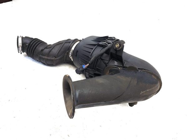 02-04 Mustang Complete Air Intake Cleaner Filter Box Housing With Tube Oem 3.8L — photo 12