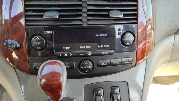 04-05 Toyota Sienna Temperature Control Module In Dash Heater Ac Head Unit Oem — photo 2