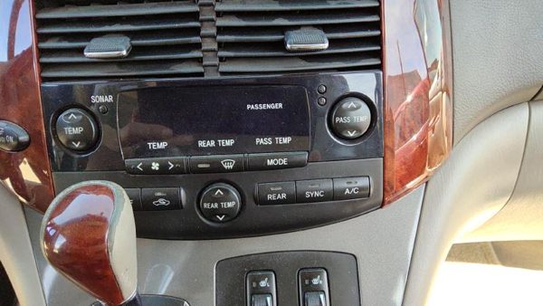 04-05 Toyota Sienna Temperature Control Module In Dash Heater Ac Head Unit Oem — photo 3
