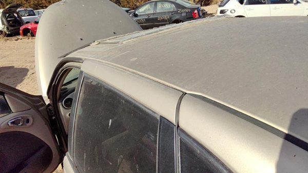 2002 Chrysler PT Cruiser Rear Door LH Pkj Light Almond — photo 3