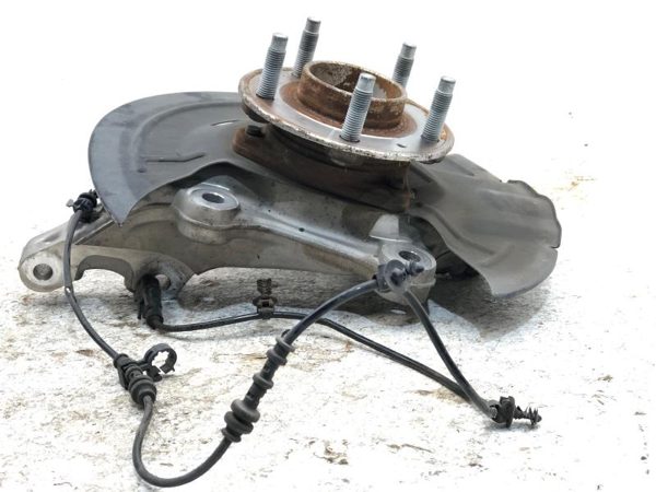 2018-2020 Buick Regal Driver Left Front Spindle Steering Knuckle With Wheel Hub — photo 6