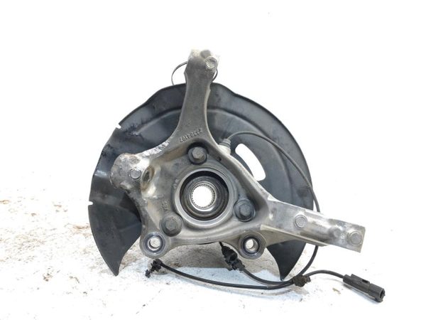 2018-2020 Buick Regal Driver Left Front Spindle Steering Knuckle With Wheel Hub — photo 4