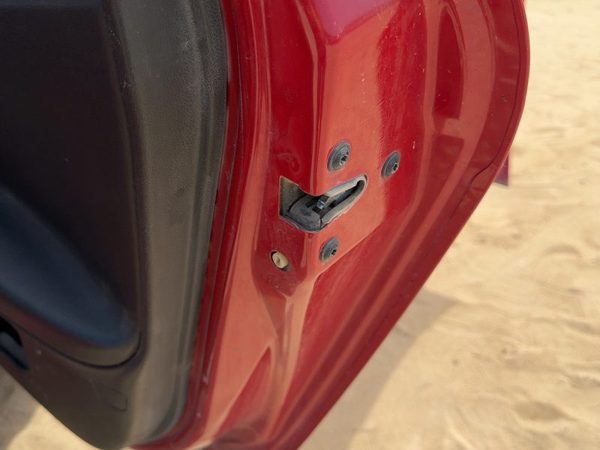 2006-2011 Chevy Impala Passenger Right Rear Door Latch With Rods/Cables Oem Back — photo 3