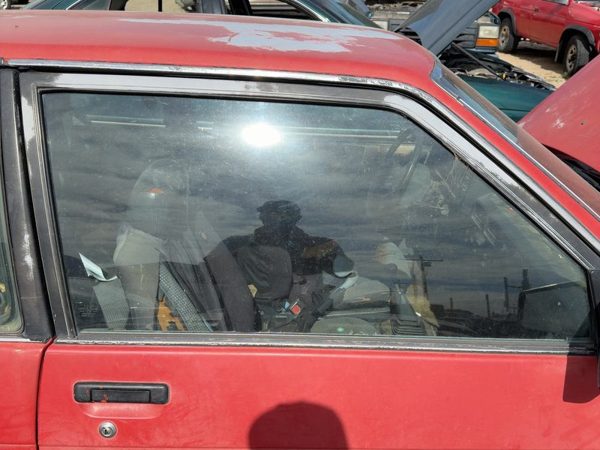 1987-1988 Toyota Fx Passenger Right Front Side Window Door Glass Oem 681111A220 — photo 1