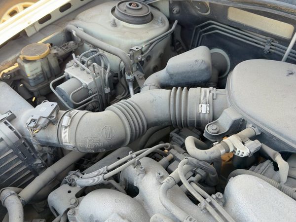05-07 Legacy Outback Air Intake Cleaner Filter Box Housing With Tube 2.5L — photo 6
