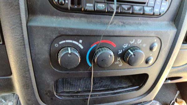 03-05 Dodge Ram 1500 Temperature Control Module In Dash Heater Ac Head Unit Oem — photo 3