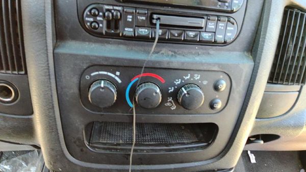 03-05 Dodge Ram 1500 Temperature Control Module In Dash Heater Ac Head Unit Oem — photo 1