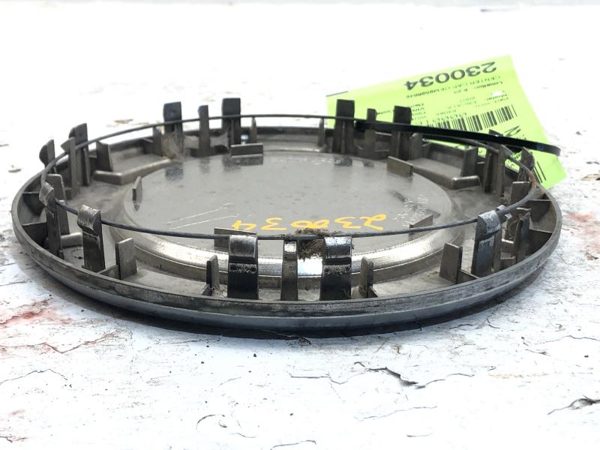 2007 Cadillac Escalade Wheel Center Cap OEM9596649 — photo 3