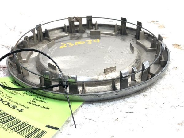 2007 Cadillac Escalade Wheel Center Cap OEM9596649 — photo 5