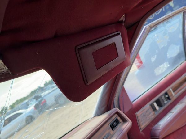 1987 Buick Park Ave Passenger Right Sun Visor Oem Red — photo 2